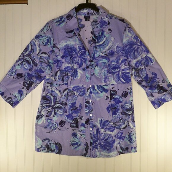 Basic Editions, Blue Floral Button Up Shirt, 2X - Picture 2 of 5